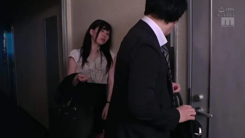 Vợ nhà bên nhận nhầm tôi là ông xã trong một hôm say xỉn